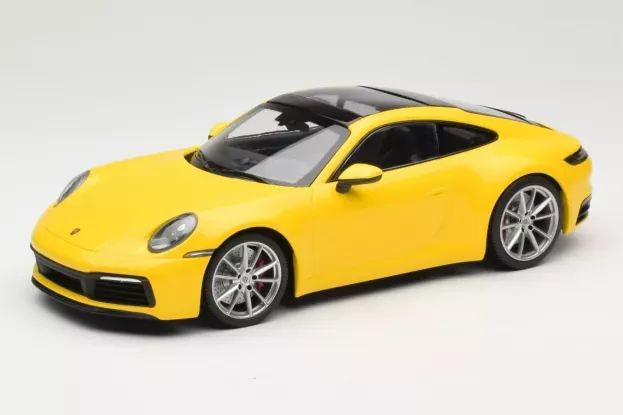 Minichamps Porsche 911 992 Carrera 4s Coupe 2019 1:18 155067320